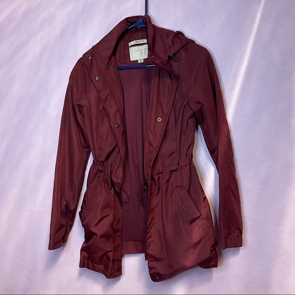 Maroon Windbreaker size Small